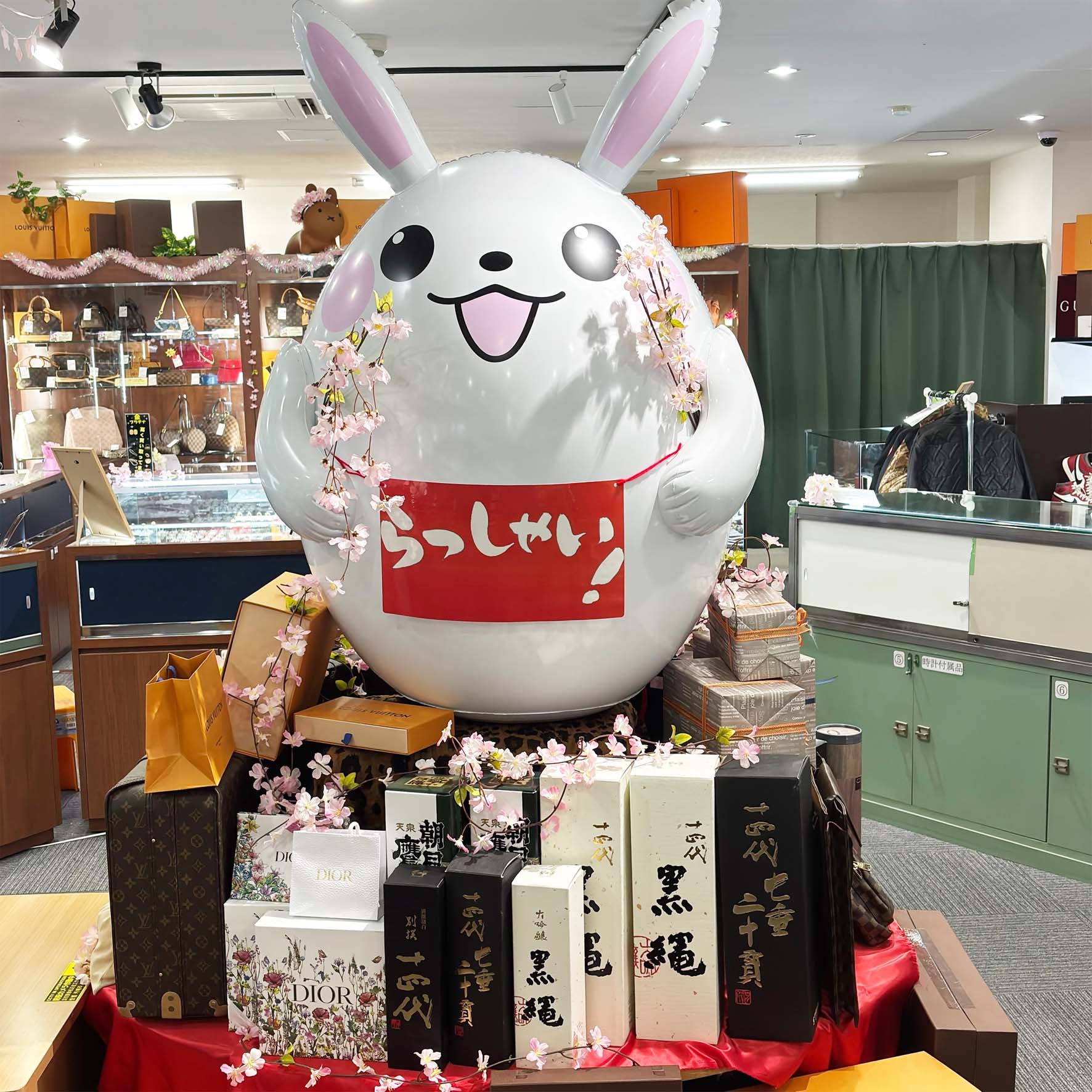 山形県最大の質屋｜質屋かんてい局 山形北店｜リサイクルショップ・買取・融資・販売・修理 ギャラリー画像3