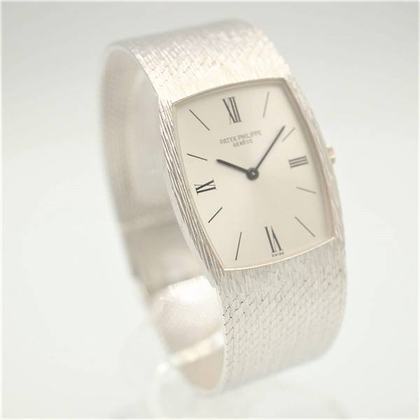 PATEK PHILIPPE 3528/3 レクタンギュラー をお買取り致しました 