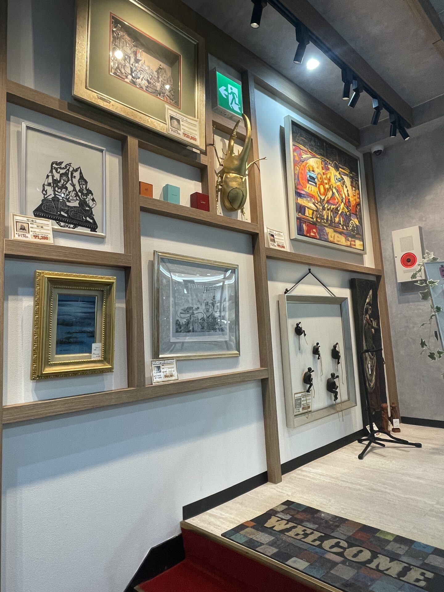 質屋かんてい局 神戸大蔵谷インター店 ギャラリー画像12