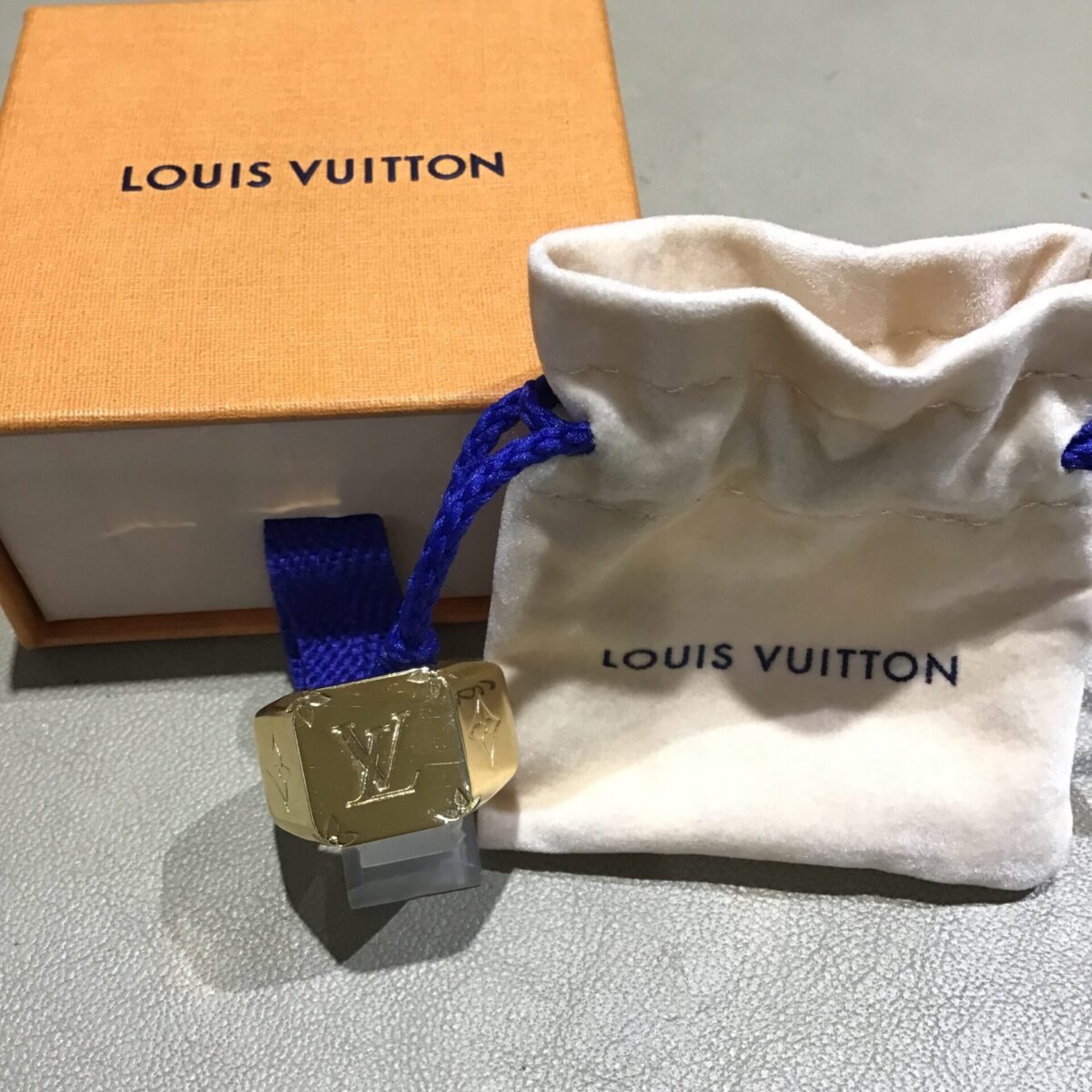 ★ Louis Vuitton M80191　シグネットリング ゴールド カラー指輪
