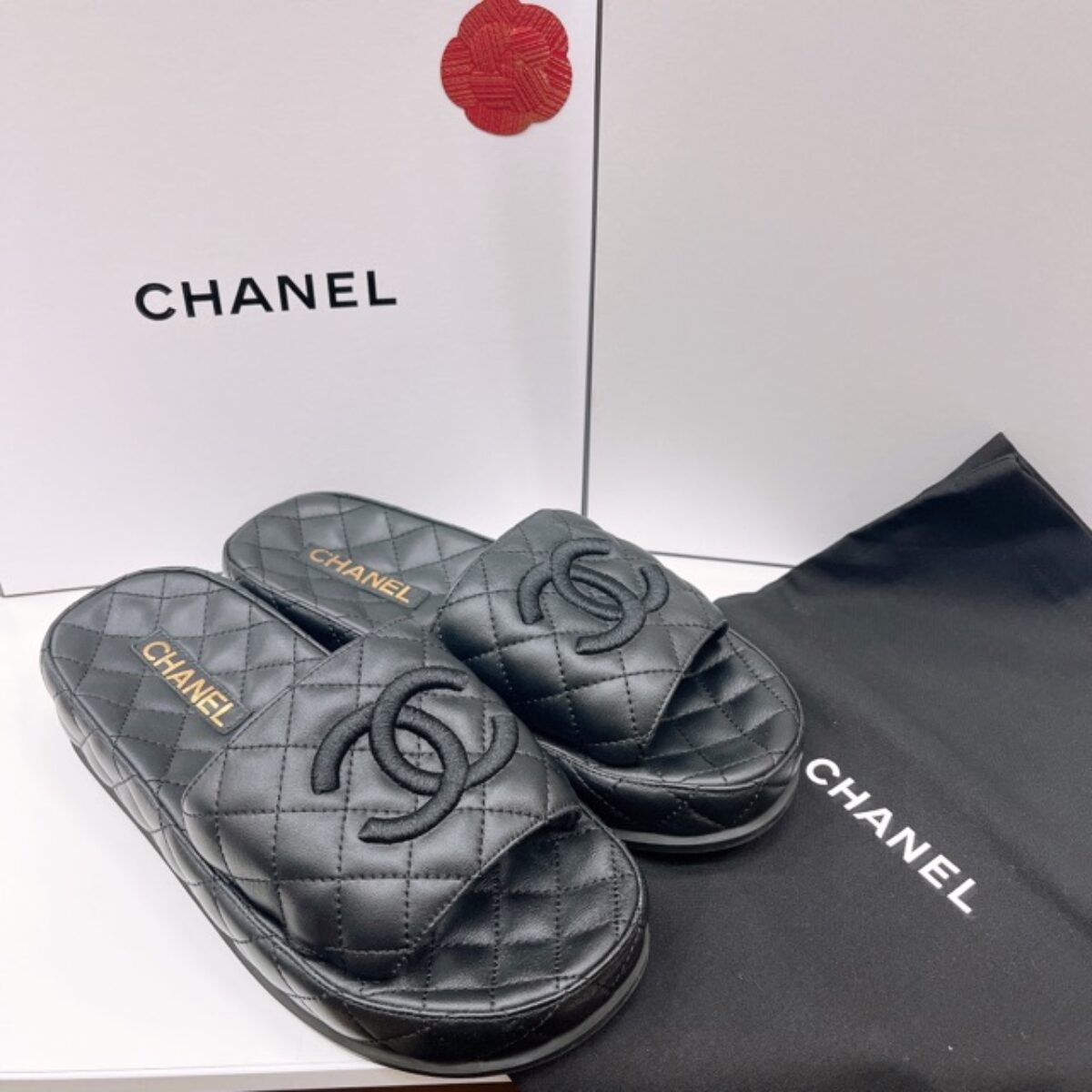 chanel_sandals