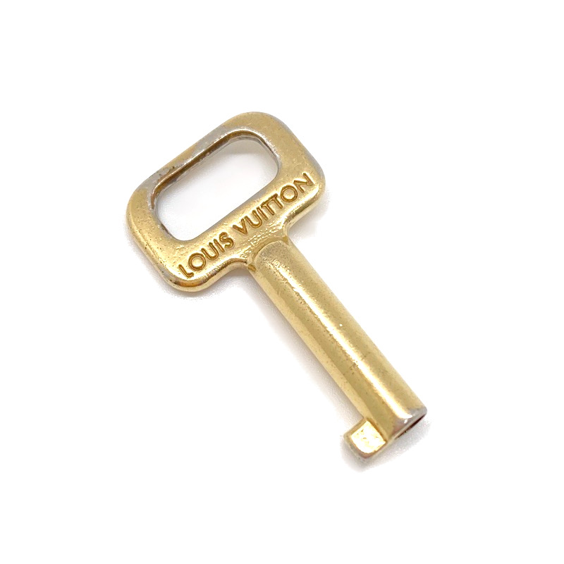 【美品】LOUIS VUITTON ルイ ヴィトン キーチェーン ゴールド ルイヴィトン/キーホルダー(チャーム)/ゴールドの買取実績