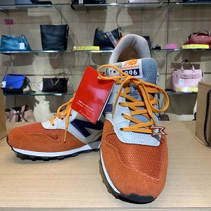 直営店に限定 質屋かんてい局 Balance（ニューバランス）996シリーズ 【New 靴