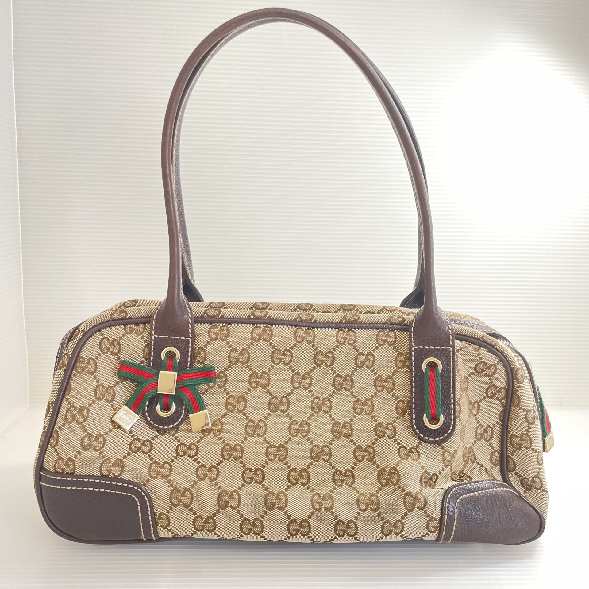 期間限定価格！良品GUCCI オールドグッチ ♬美品♬ グッチ シェリー 
