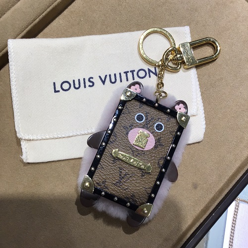 b6a7266c3a8326e516f2265bb21ed3