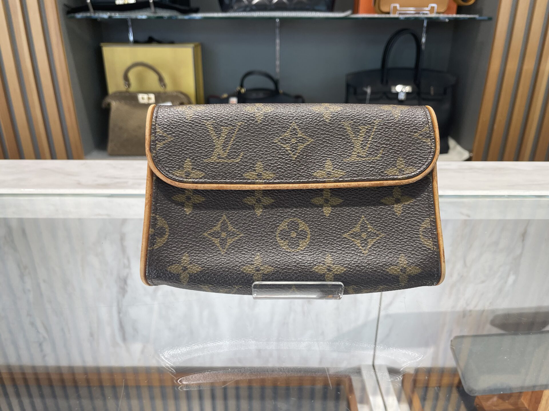 ルイヴィトン　フロランティーヌ　モノグラム LOUIS VUITTON ルイヴィトン ポシェット・フロランティーヌ モノグラム