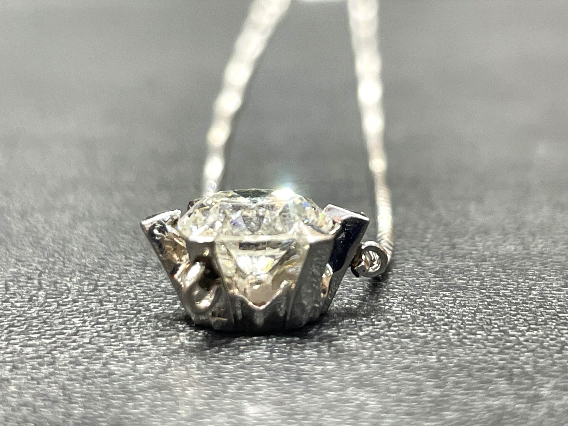 驚きの高値買取の可能性！Pt900 ダイヤモンド2.04ct ネックレス 6.4gの