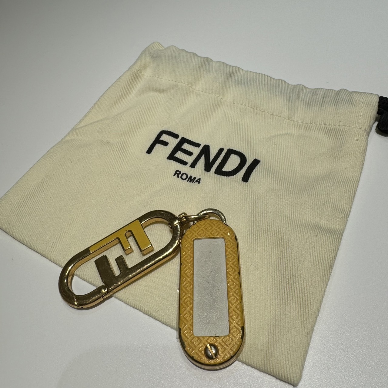 FENDI フェンディ オーロック キーホルダー ネームプレート