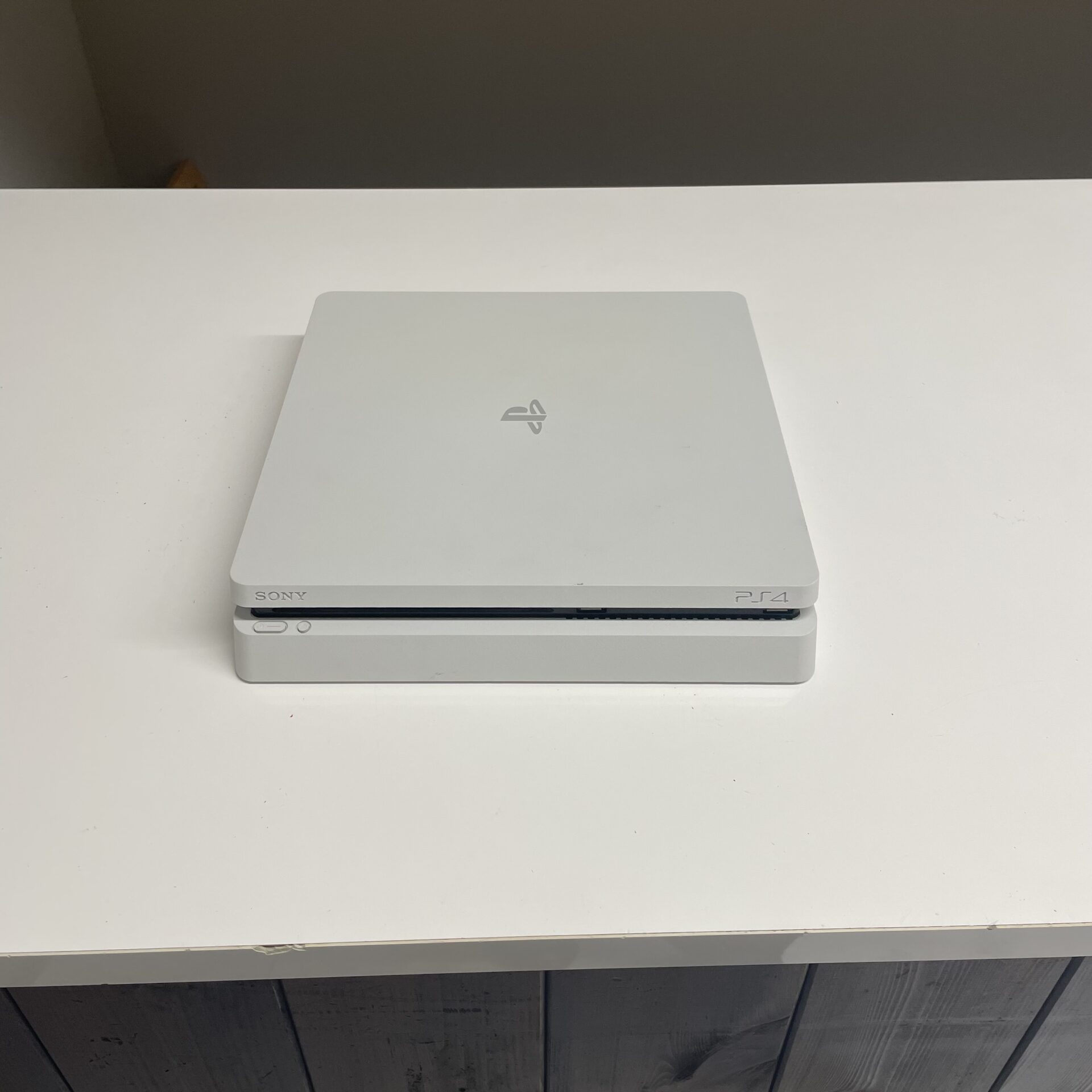 ソニー CUH-2100A PS4お買取致しました。買取金額お教え致します 