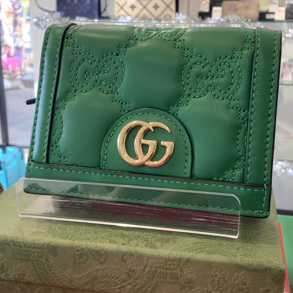 グッチ　GUCCI　723786　GGマトラッセカードケースウォレット