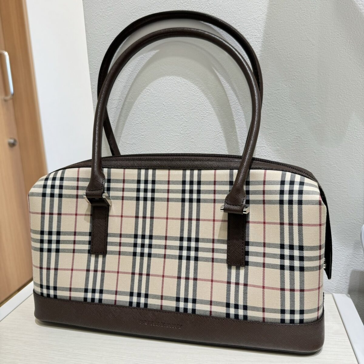 バーバリーノバチェックハンドバックBurberry