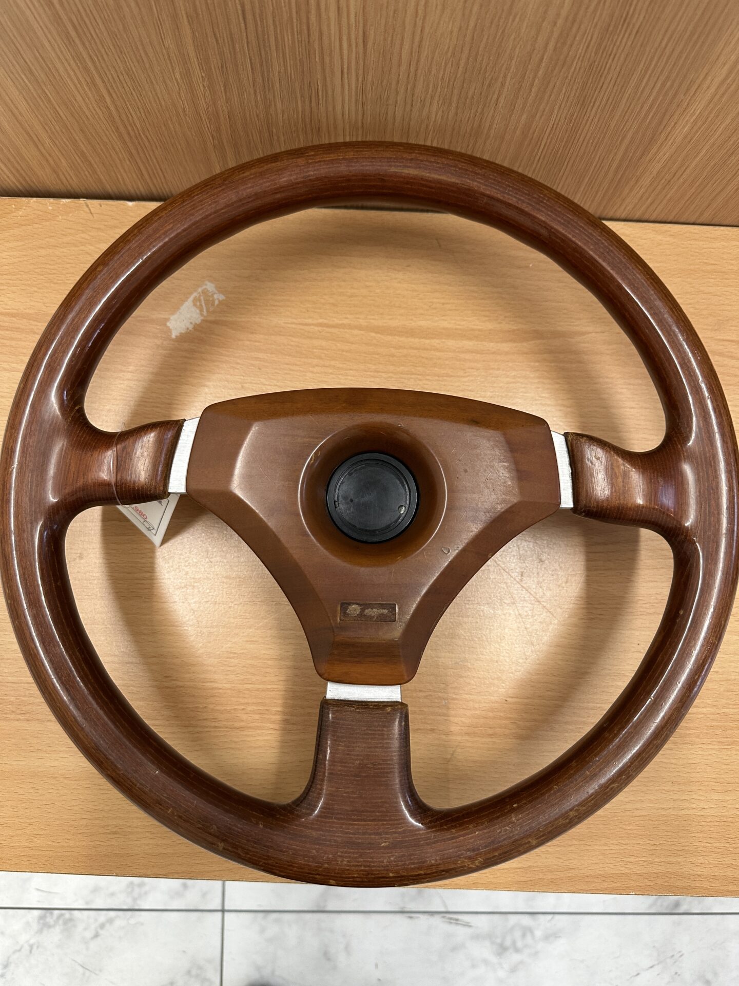 か*ん様 MOMO ウッドステアリング 1996年製　GWセール MOMO モモ ウッドステアリング お買取致しました。買取金額お教えし