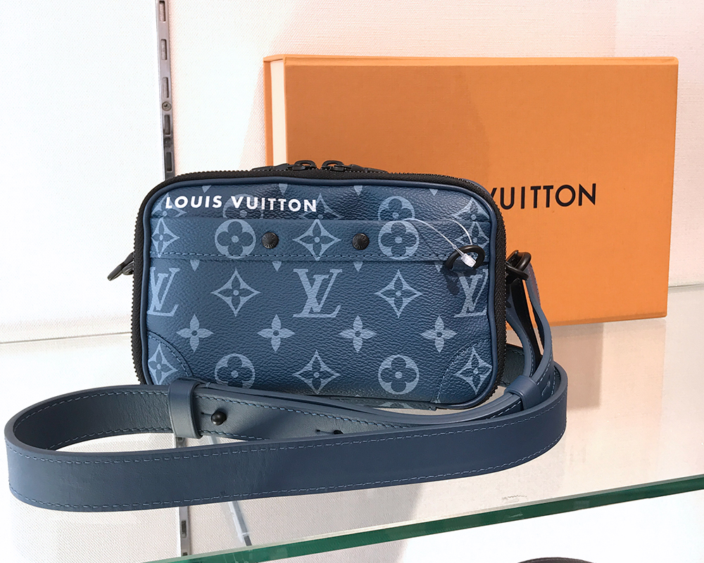LOUIS VUITTON（ルイ・ヴィトン）M82801 ナノアルファウェアラブルウォレット