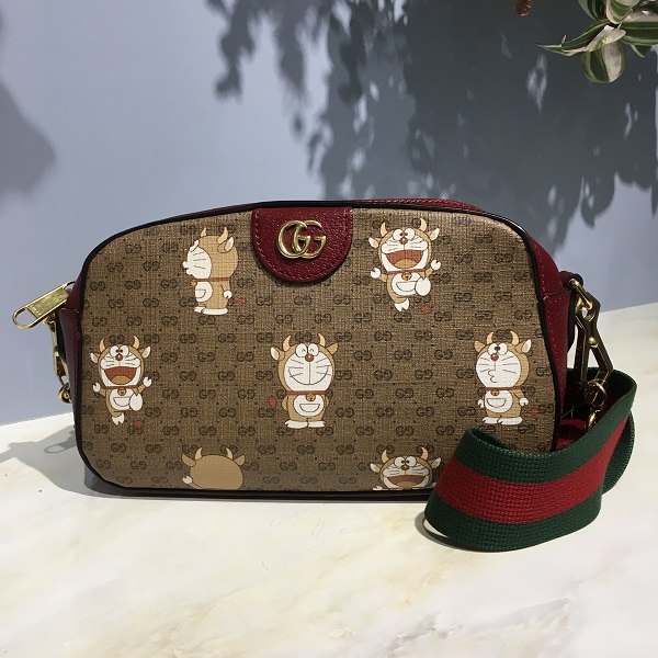 【正規】極美品 グッチ GUCCI ドラえもん GGスプリーム ショルダーバッグ GUCCI - グッチ GUCCI ドラえもん x GUCCI 647784 GGスプリーム カバン