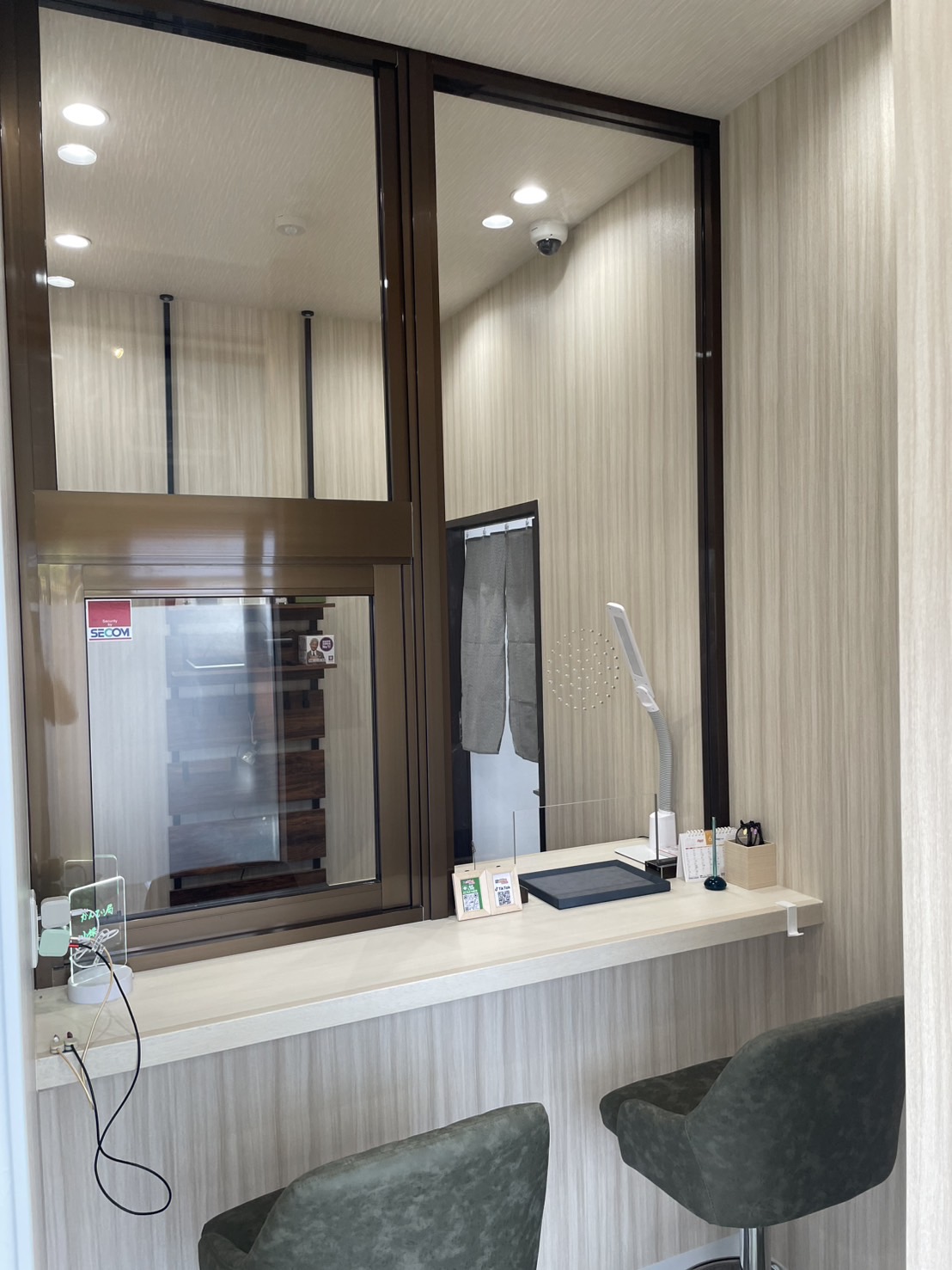 質屋かんてい局 小禄金城店 画像2