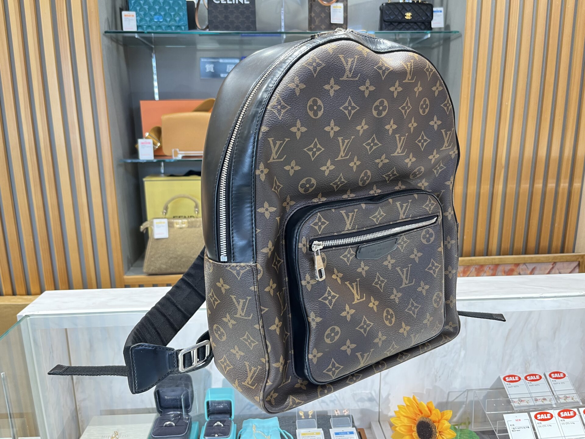 最大級の買取実績！】ルイ・ヴィトン M41530 ジョッシュ
