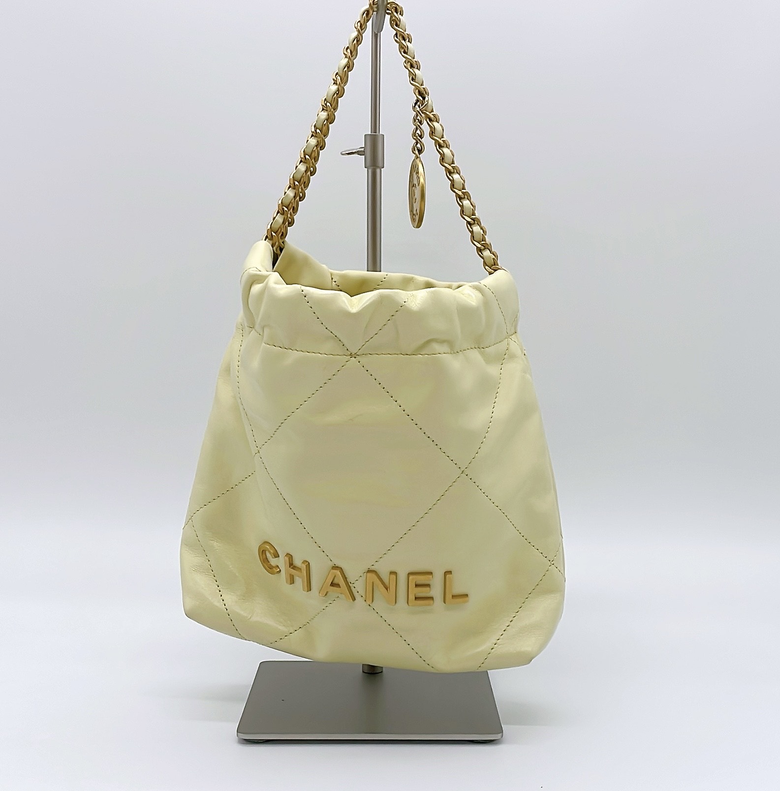 シャネル 22（ミニ） の買取価格をご紹介いたします | 買取実績 | 質屋