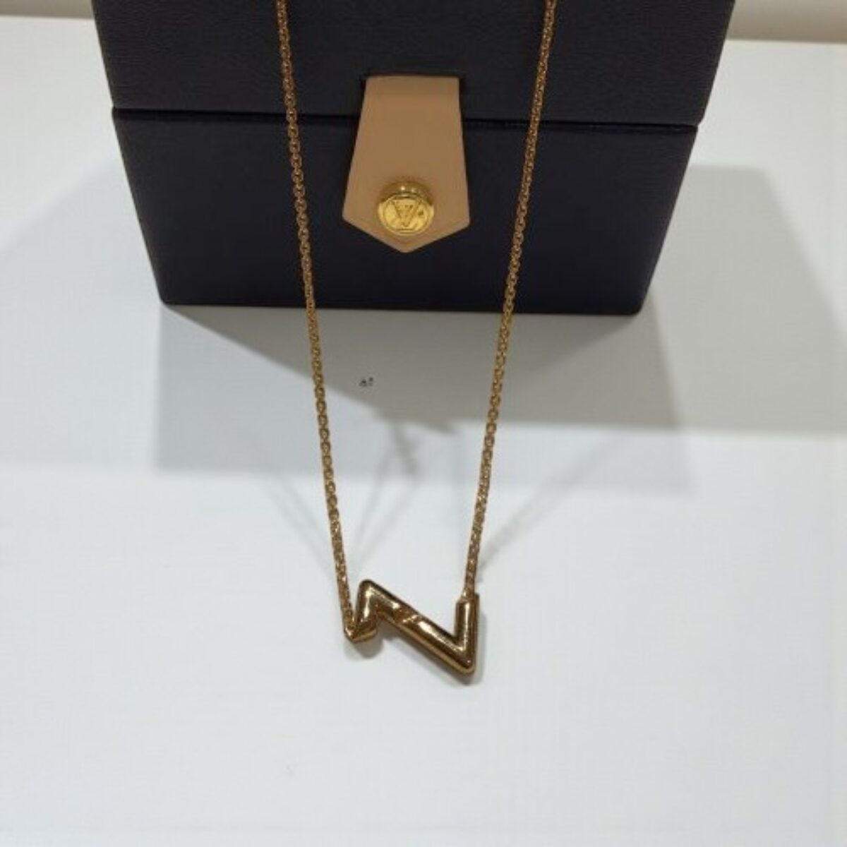 transparent-Photoroom