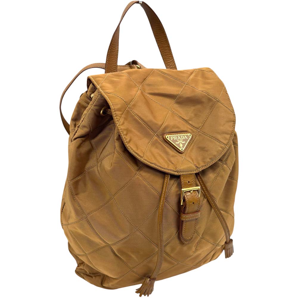 山形 プラダ（PRADA）買取】 プラダ B3819 キルティング バックパック
