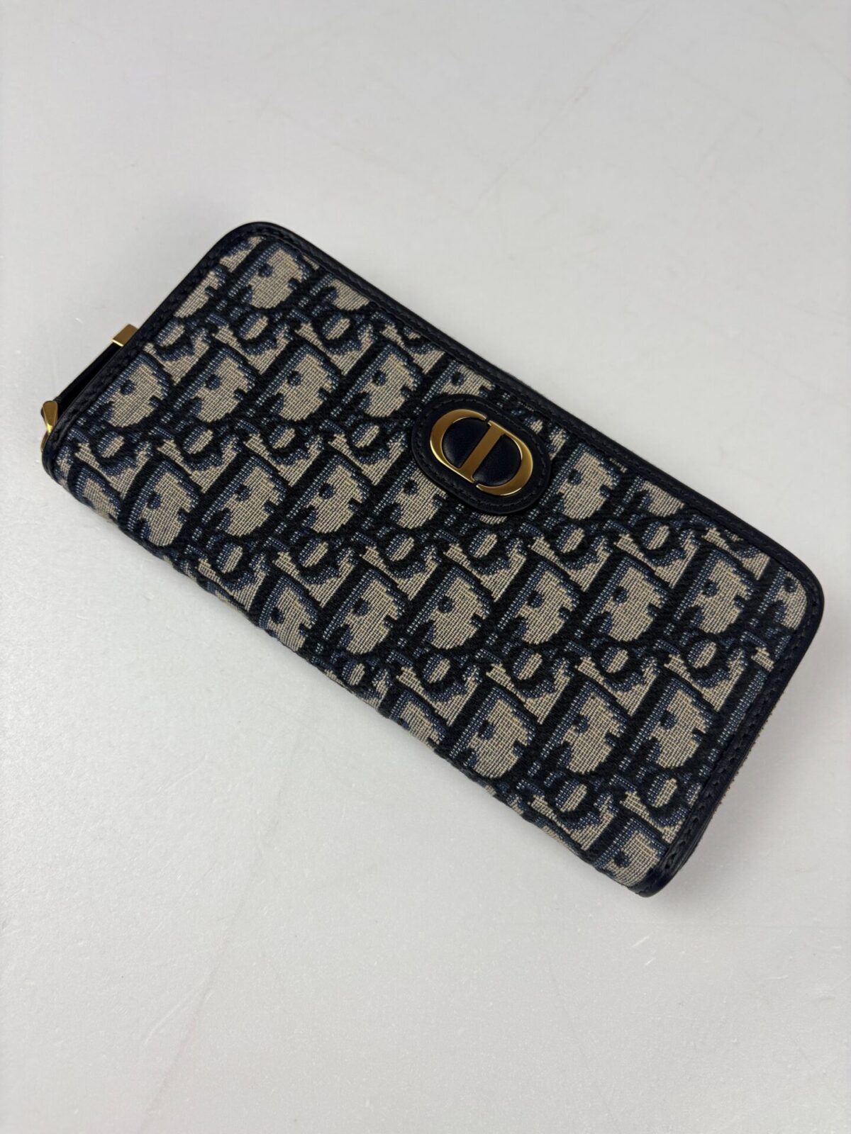 ディオール_スリムロングウォレット