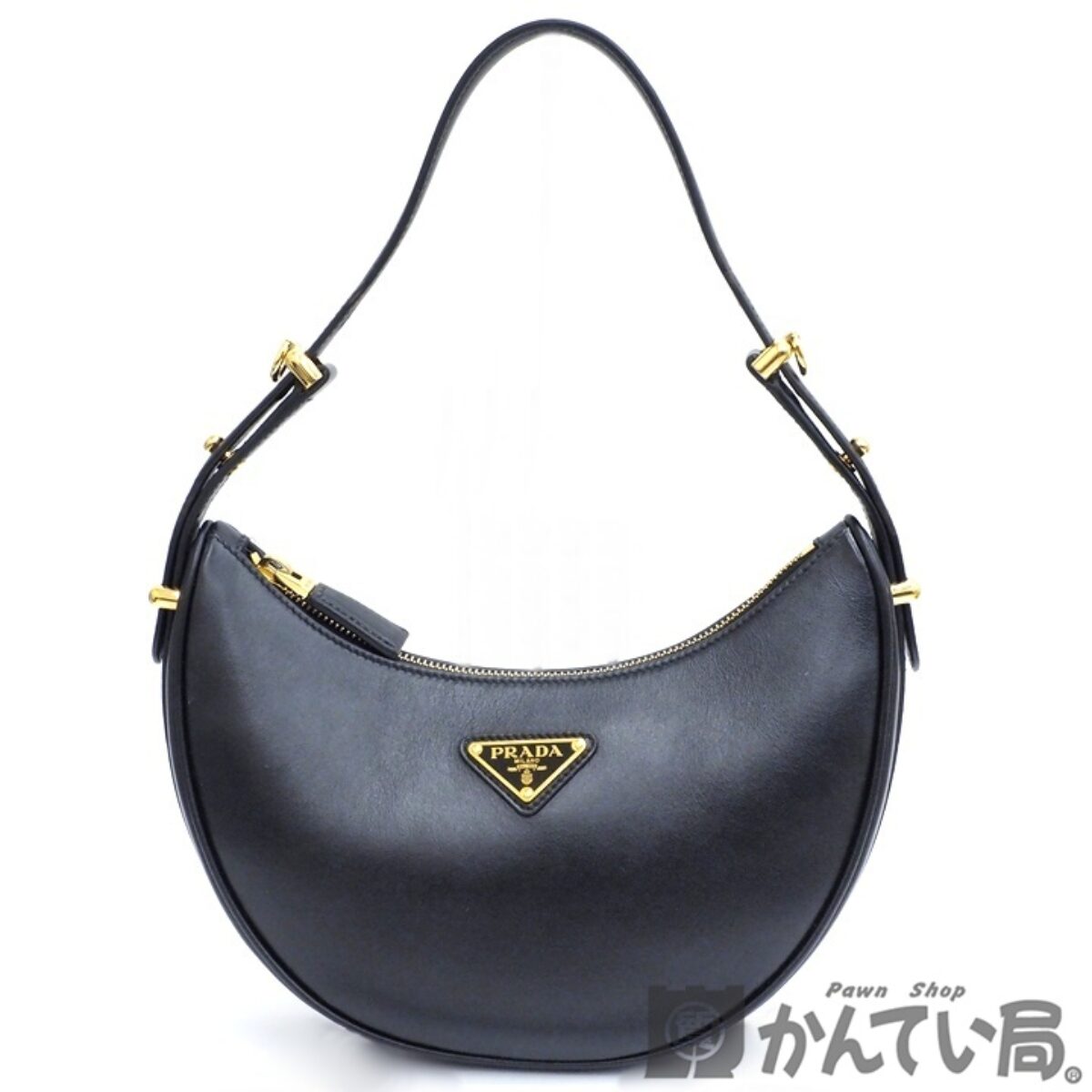 プラダ　アーケ