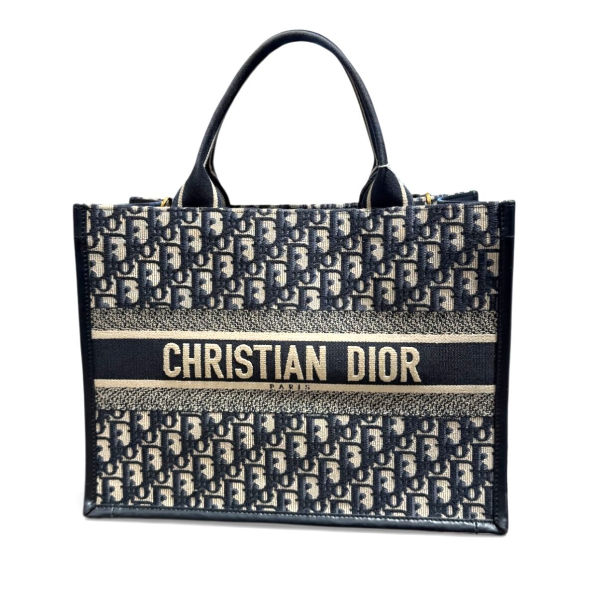 Photoroom_20251223_124637