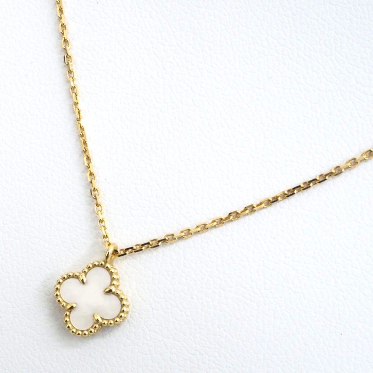 ヴァンクリペンダント