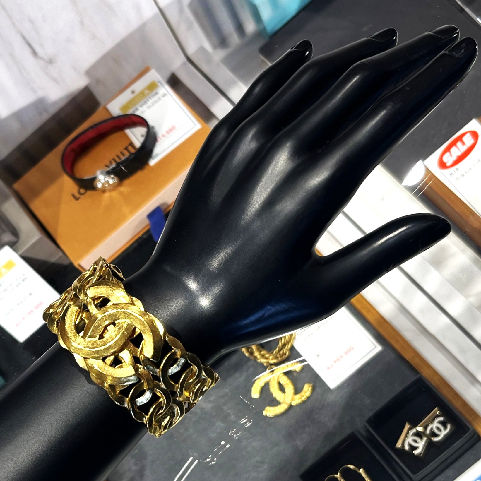 CHANEL【シャネル】ヴィンテージアクセサリー買取のポイント｜96Pココ