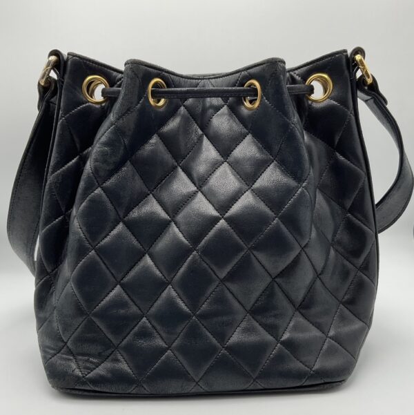 シャネル マトラッセ　巾着バッグ