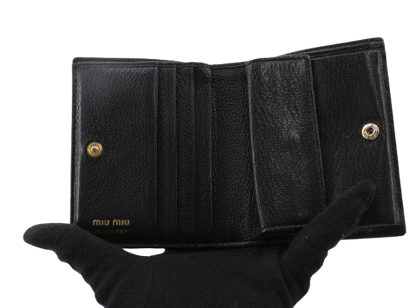 miumiu 財布
