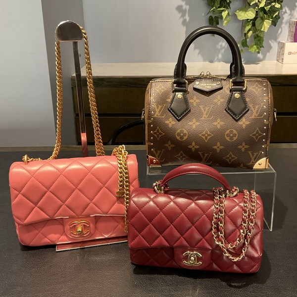 ブランド バッグ シャネル ルイ・ヴィトン