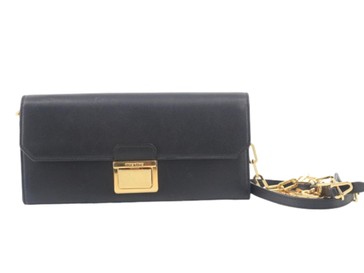 ミュウミュウチェーンウォレットの写真