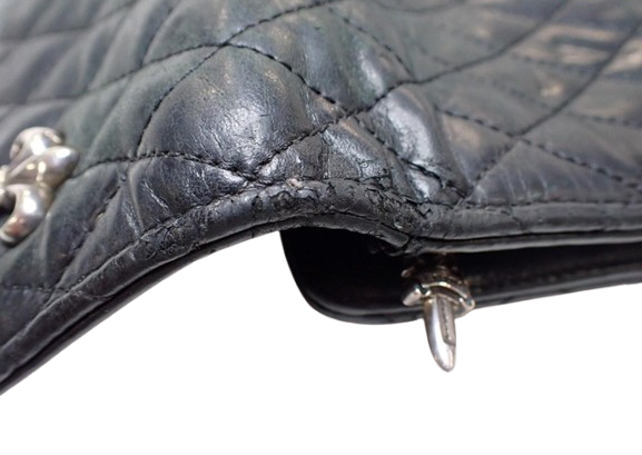 クロムハーツウェーブキルティングの写真