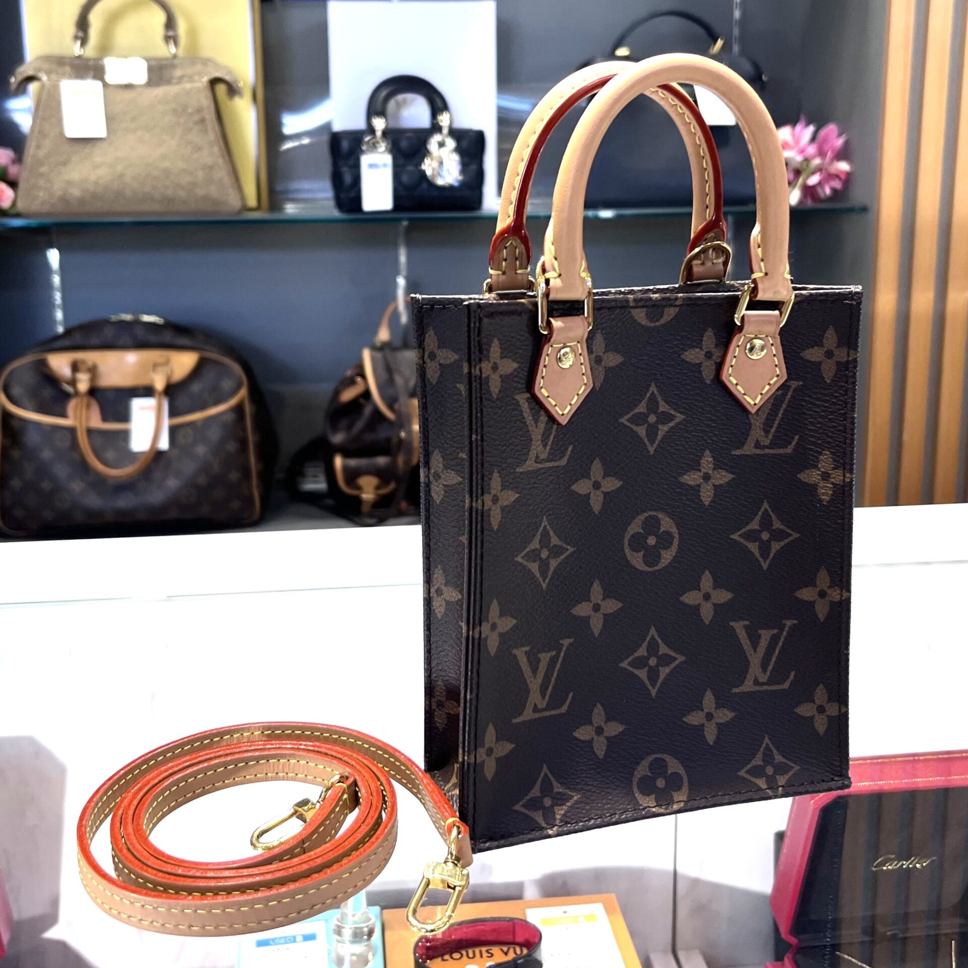 最終値下！ルイ　ヴィトン　ストラップ2種(バラ売り不可) LOUIS VUITTON - ルイ ヴィトン ショルダーストラップ PVC レディース