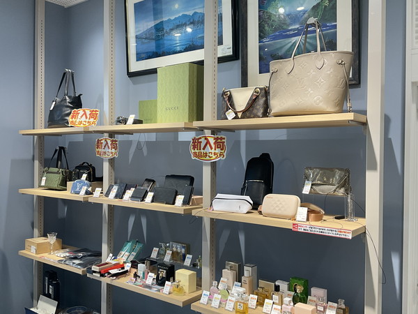 新入荷コーナー