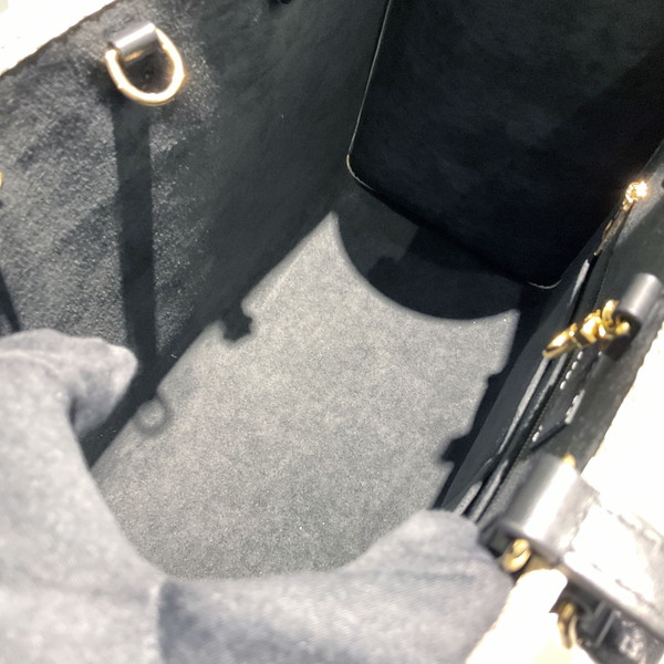 ルイ・ヴィトン M46016 オンザゴーMM モノグラム アンプラント