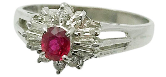 プラチナ900赤色石付きダイヤリング