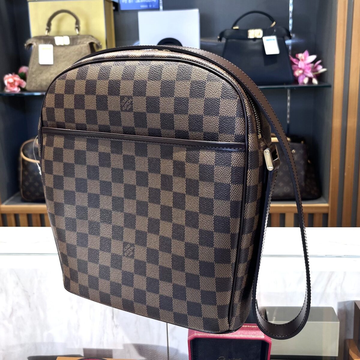 買取_質預かり_かんてい局名古屋西店_A0016