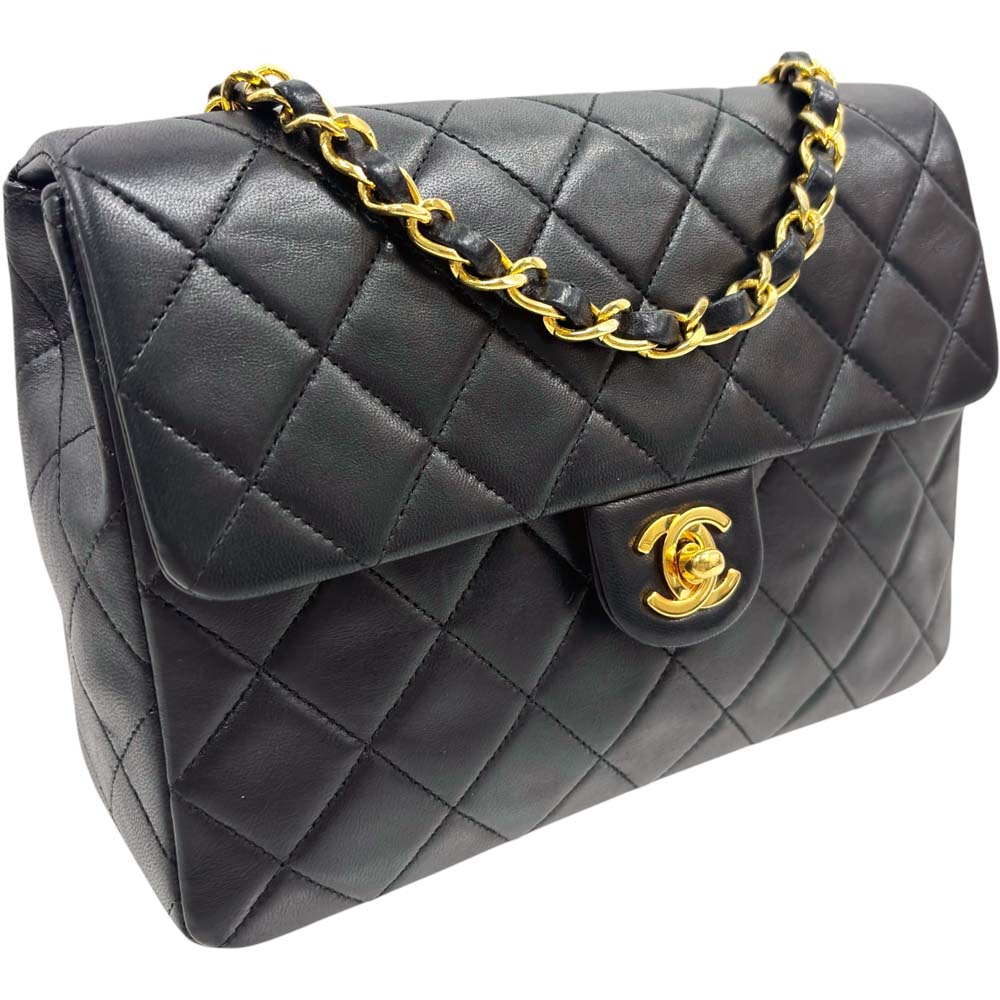 山形 シャネル（CHANEL）買取】 A2300 ミニマトラッセ20 ラムスキン