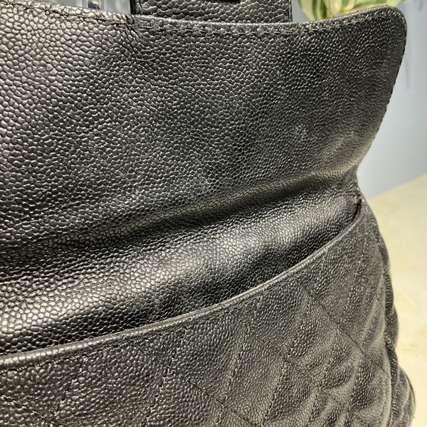 CHANEL（シャネル）マトラッセ　ショルダーバッグ