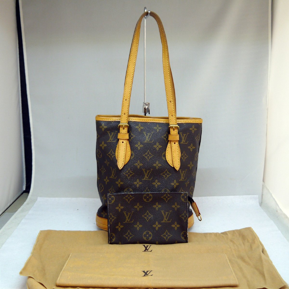 LV ルイヴィトン モノグラム M42238 バケットPM バッグ