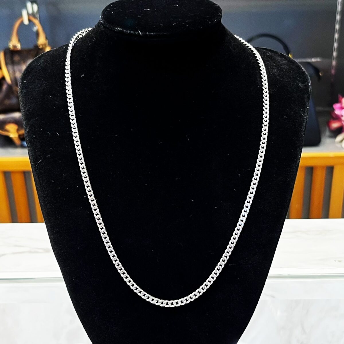 【platinum】プラチナ _買取_質預かり_かんてい局名古屋西店_A0015-1