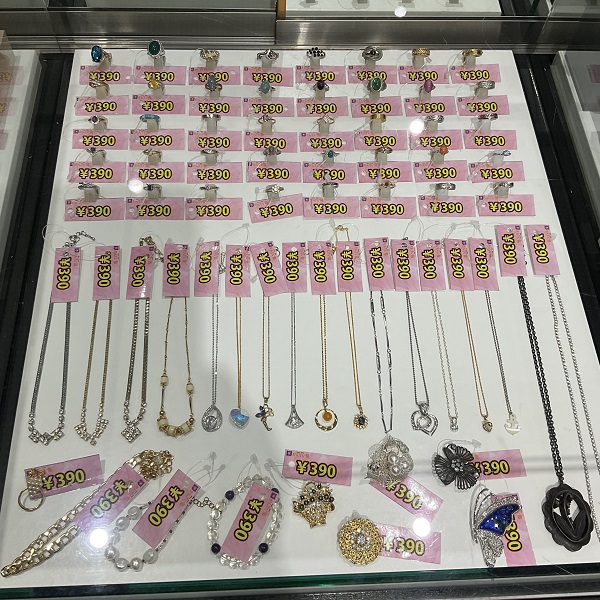 店内