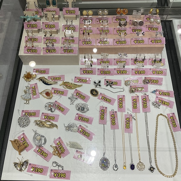 店内