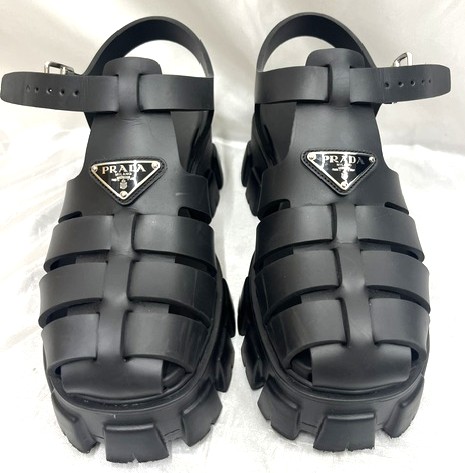 PRADA】モノリス ラバーサンダル（2X3083）を高価買取しました