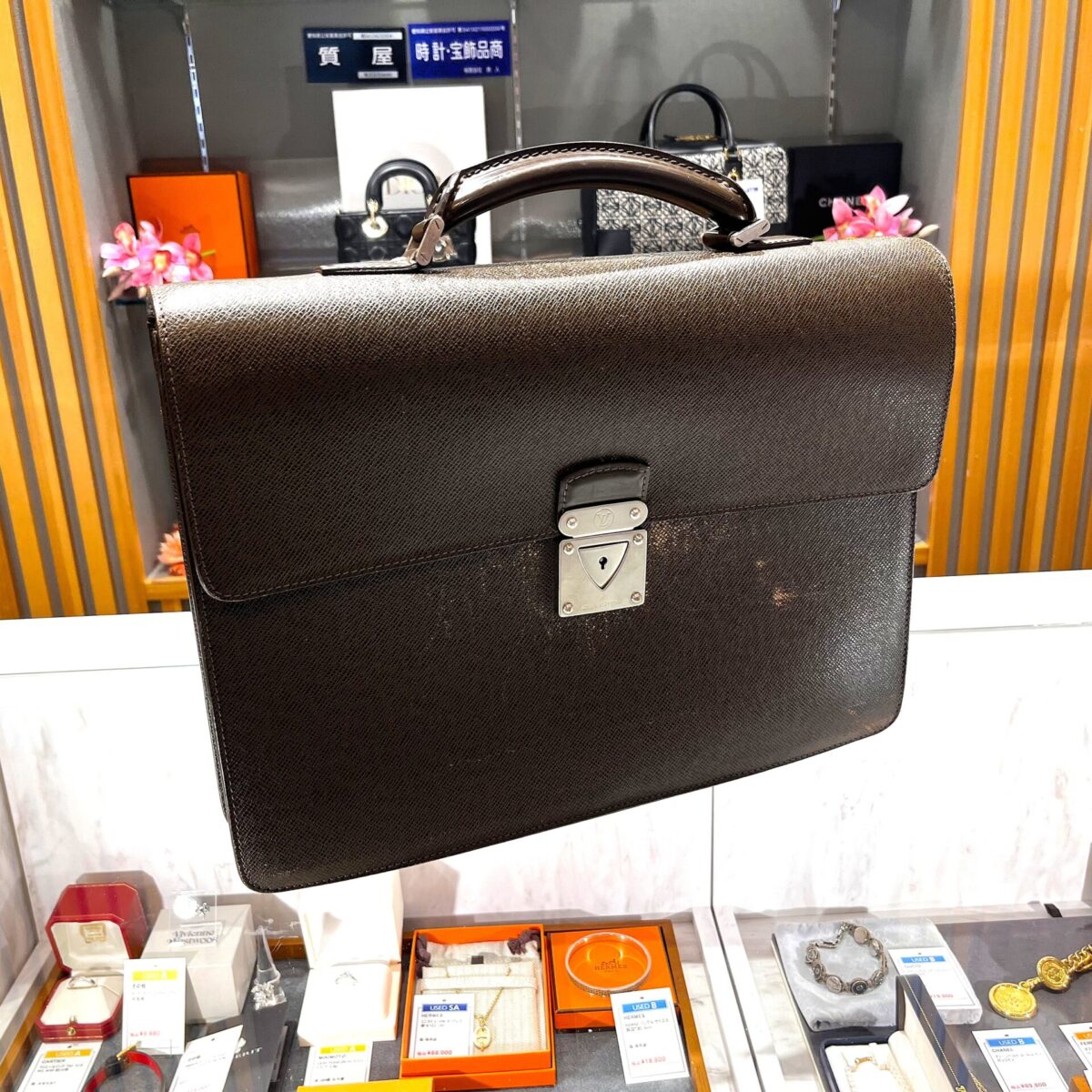 ルイヴィトン_買取_質預かり_かんてい局名古屋西店_A0015-106