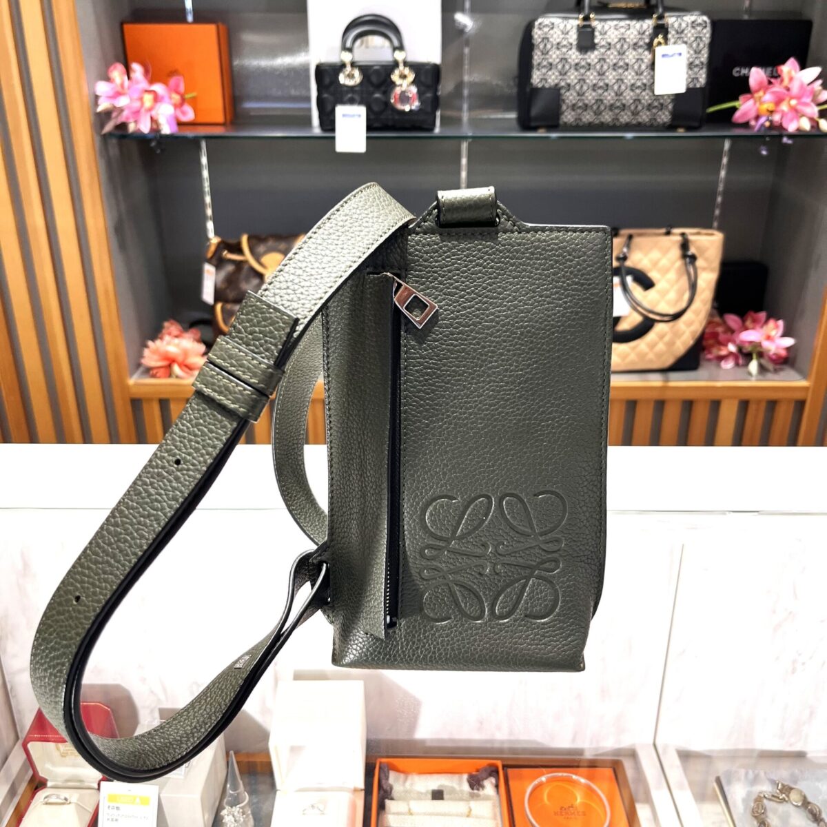 ロエベ【LOEWE】_買取_質預かり_かんてい局名古屋西店_A0015-00000