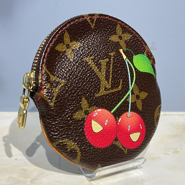 LOUIS VUITTON（ルイ・ヴィトン）M95043 モノグラム・チェリー ポルトモネ・ロン
