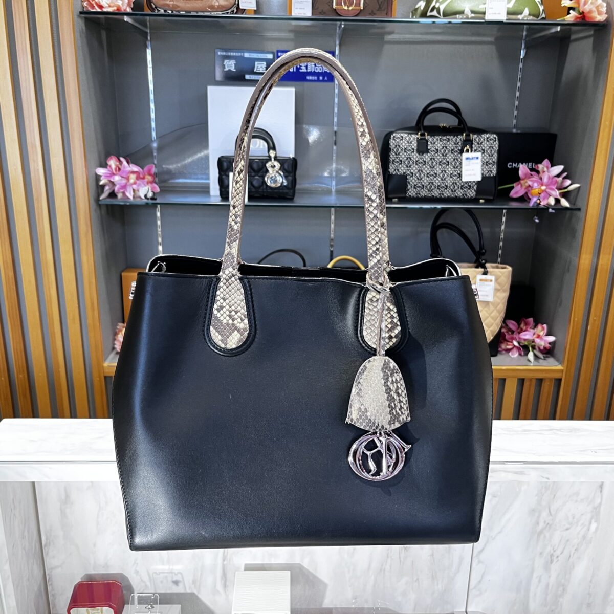 【Dior】 ディオール _買取_質預かり_かんてい局名古屋西店_A0016-000