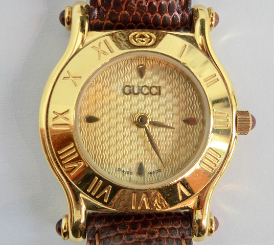 [美品]GUCCI グッチ 6500L ローマ数字ダイヤル レザー 腕時計 稼動 美品]GUCCI グッチ 6500L ローマ数字ダイヤル レザー 腕時計